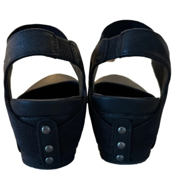 Axxiom Women’s Fantasy World Black Leather Clogs sandals shoes women’s size 8 - Picture 5 of 8